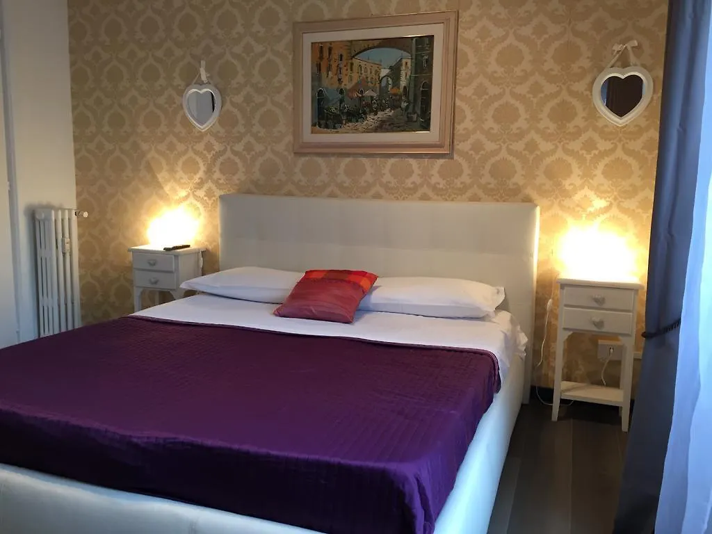 Elizabeth Apartments Rome 0*,  Italy