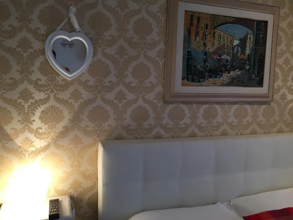 Elizabeth Apartments Rome Italy
