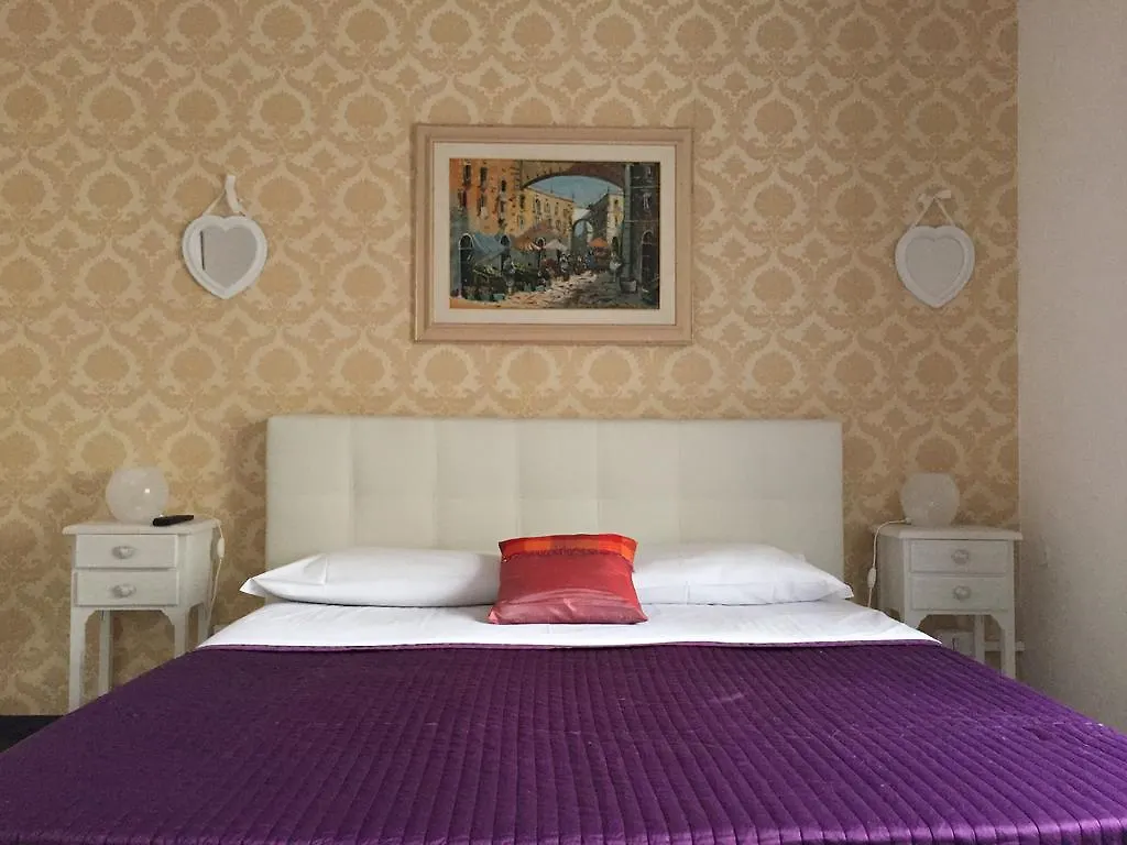 Elizabeth Apartments Rome Italy