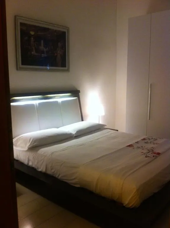 Elizabeth Apartments Rome 0*,